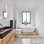 Luxury,Interior,Design,Of,A,Bathroom,With,Marble,Walls